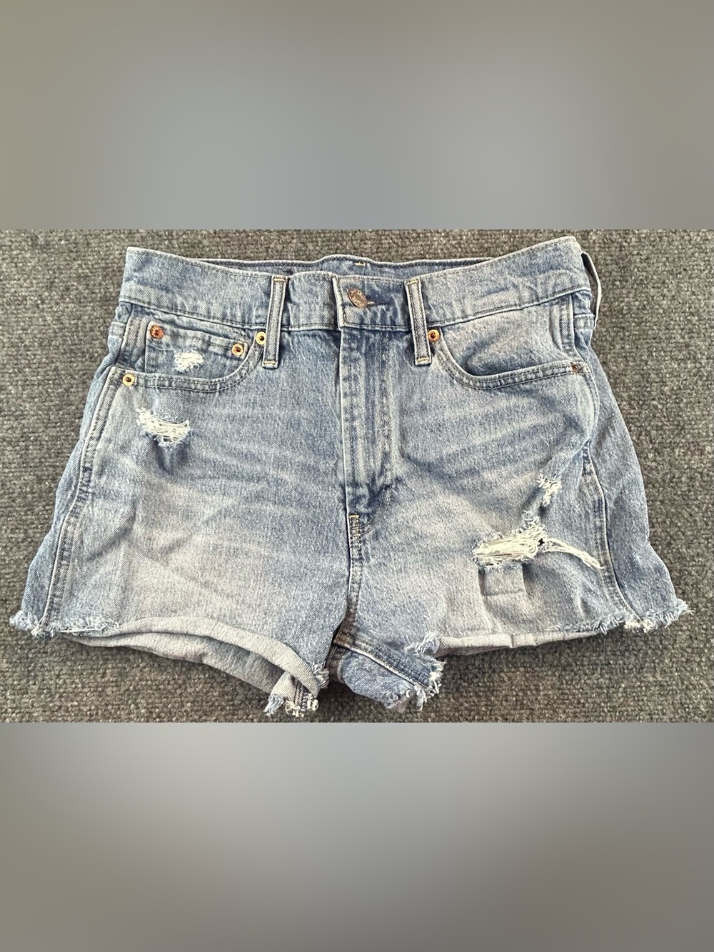 GAP 3” Cheeky Short High Rise Womens 28/ 6R Distressed Raw Hem